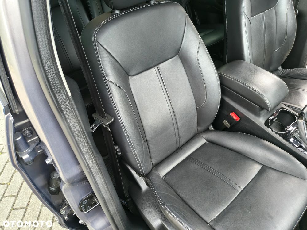 Ford S-Max - 28