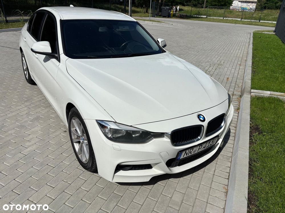 BMW Seria 3 320i xDrive