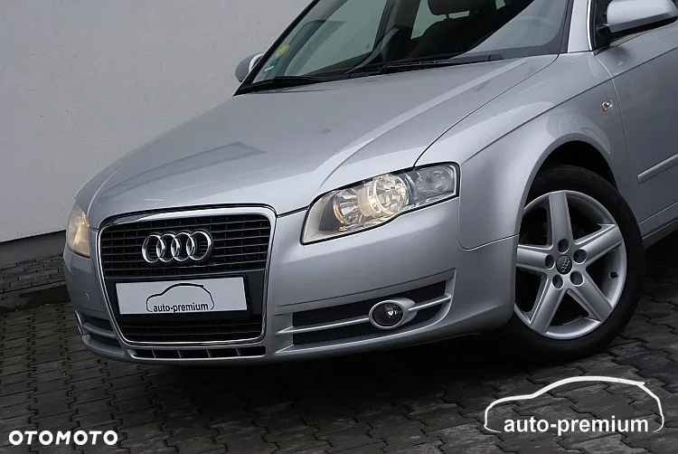 Audi A4 - 40
