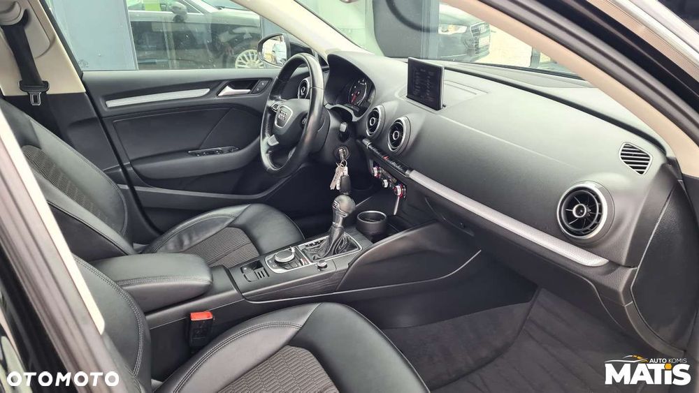 Audi A3 Sportback - 6