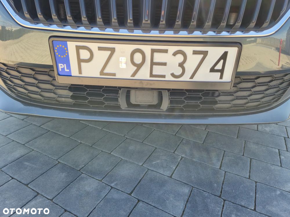 Skoda Fabia 1.0 MPI Joy - 10