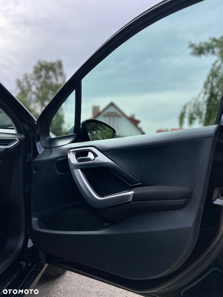 Peugeot 2008 PureTech 110 Stop&Start Business-Line - 25