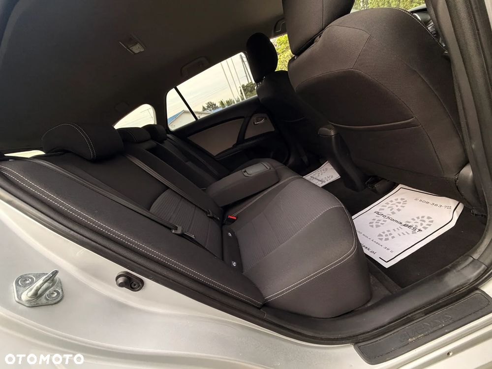 Toyota Avensis 2.0 Prestige MS - 30