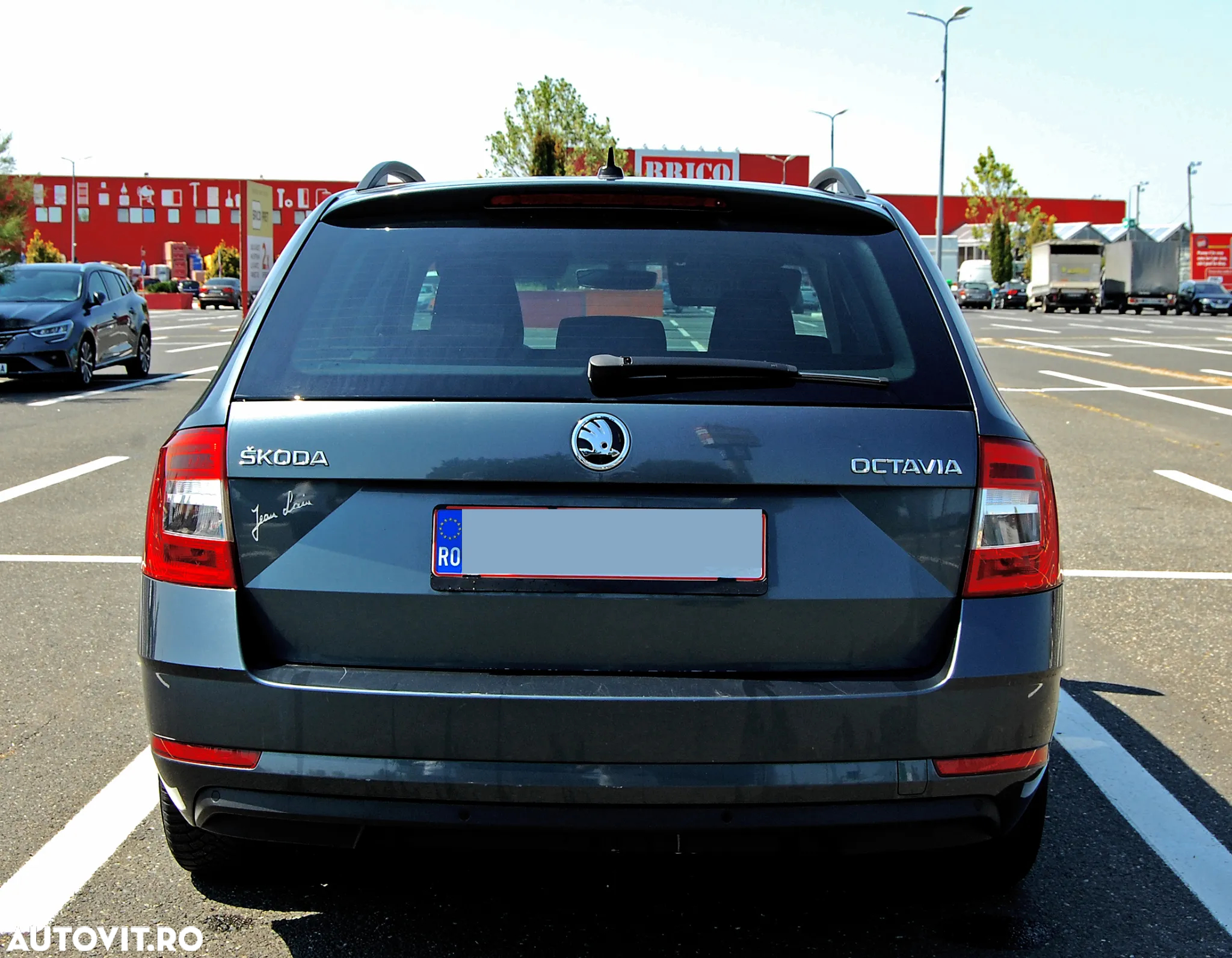 Skoda Octavia 2.0 TDI DSG Style - 2