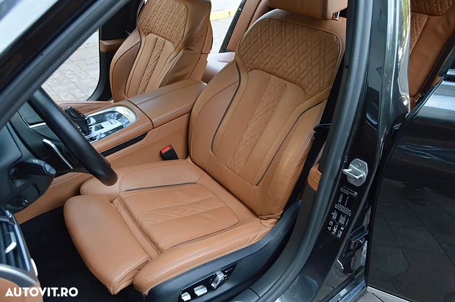 BMW Seria 7 730d xDrive - 29