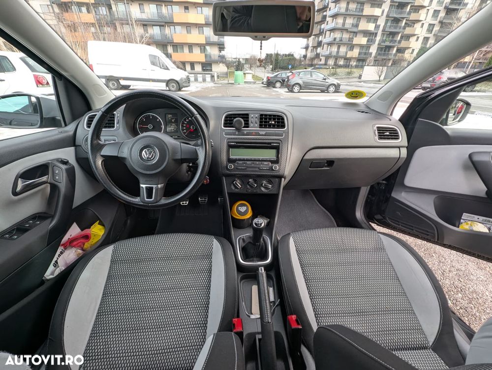 Volkswagen Polo 1.6 TDI CR DPF Highline - 9