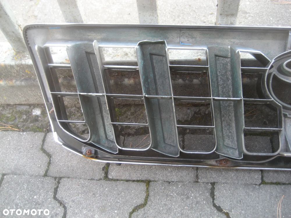 TOYOTA LAND CRUISER 120 ATRAPA grill - 8