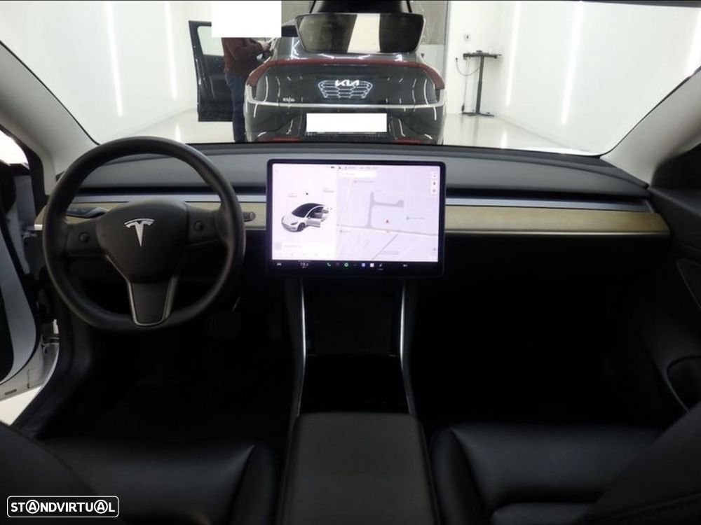Tesla Model 3 Standard Range Plus RWD - 4