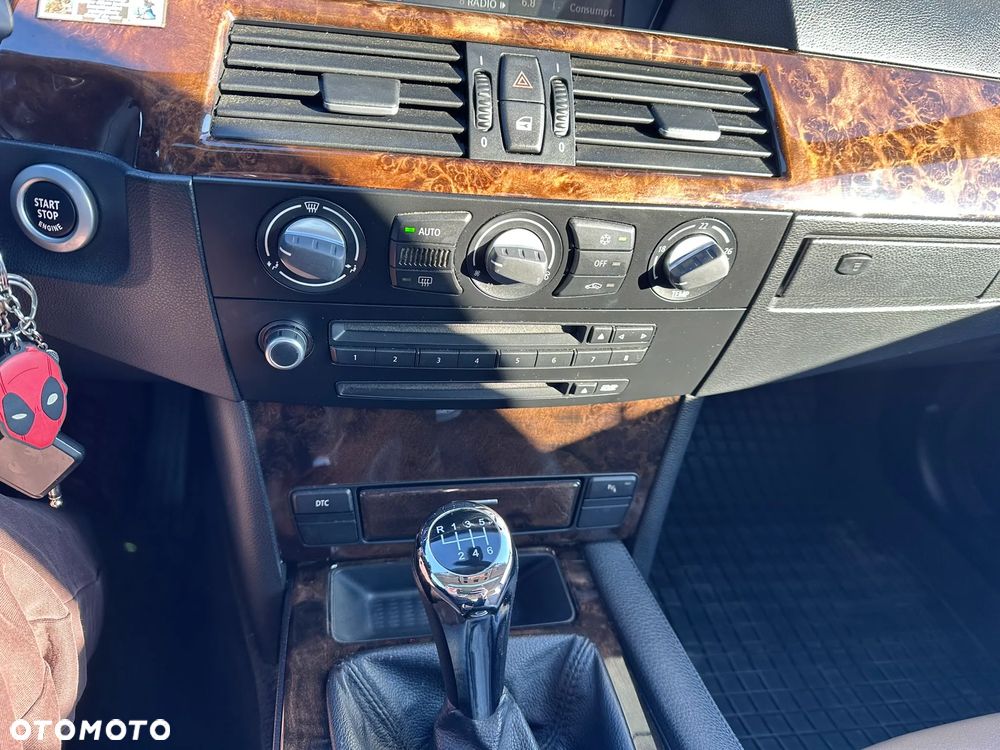 BMW Seria 5 - 21