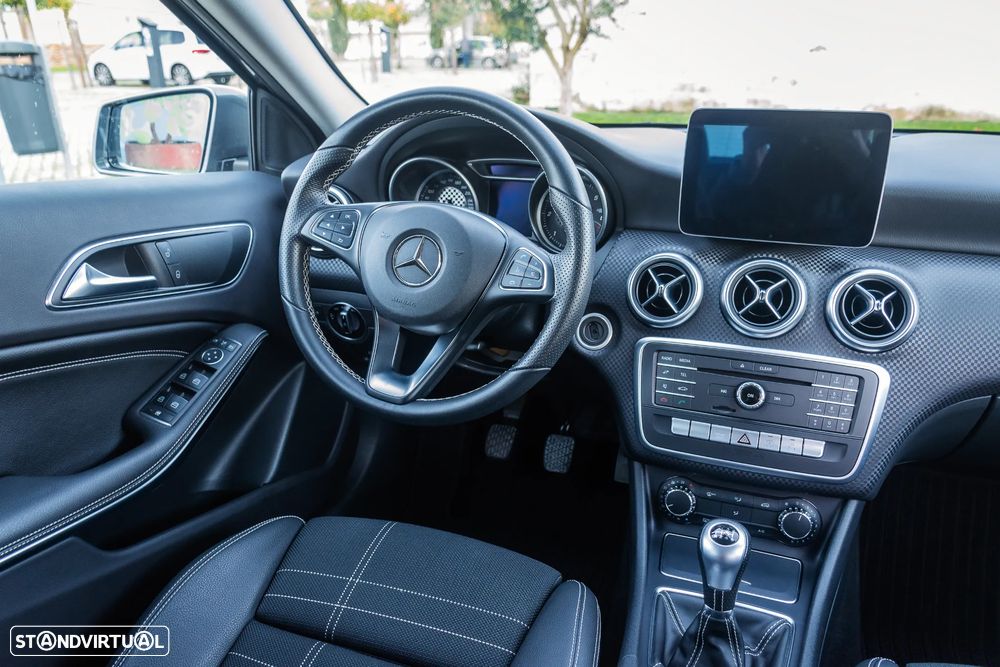 Mercedes-Benz A 180 d Urban - 16