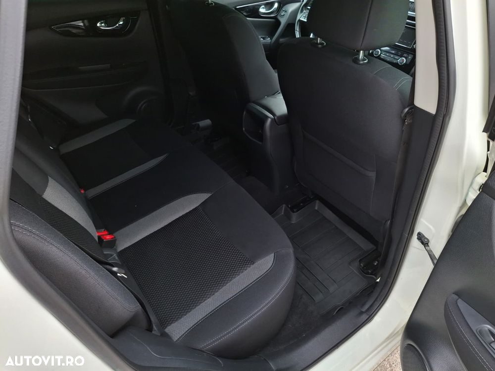 Nissan Qashqai - 13