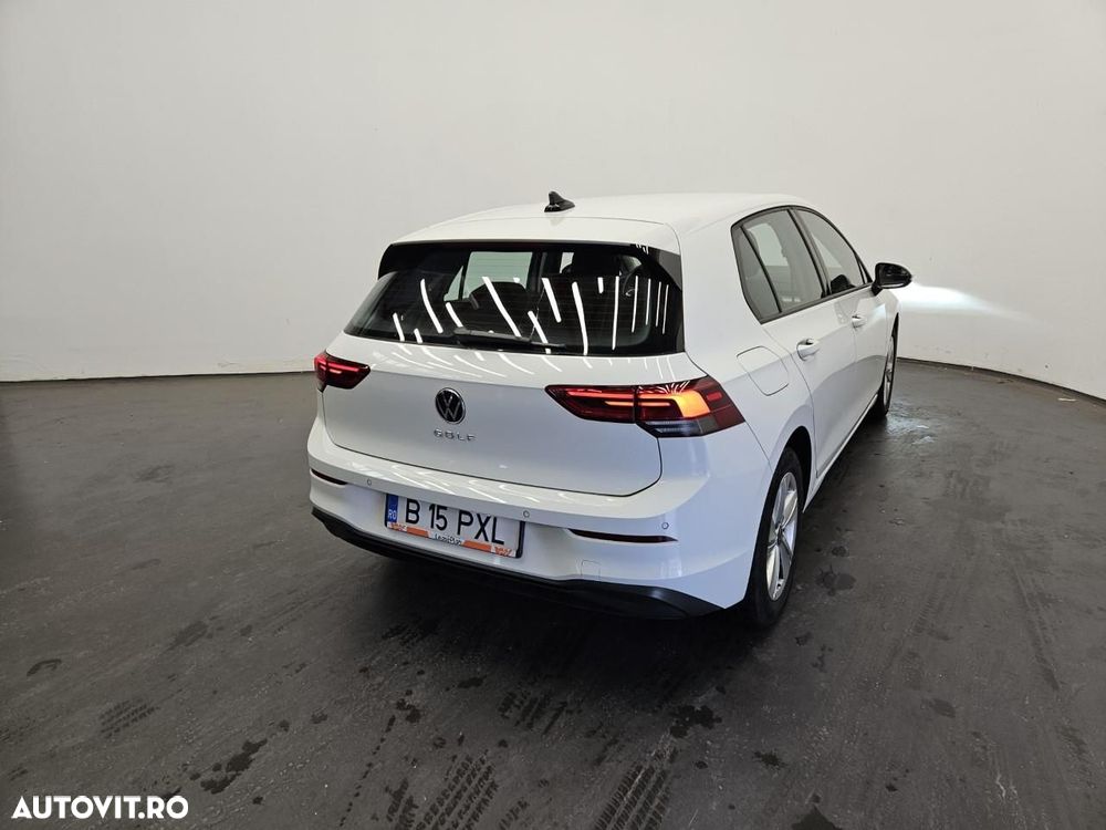 Volkswagen Golf - 4
