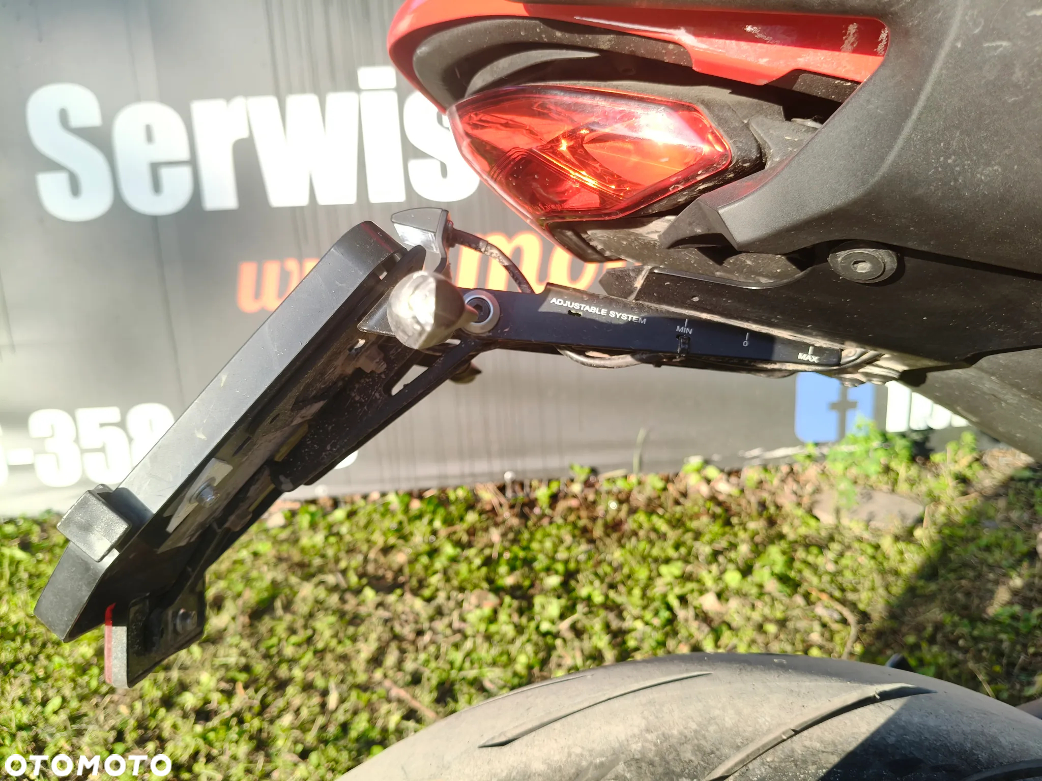 Ducati Monster - 12