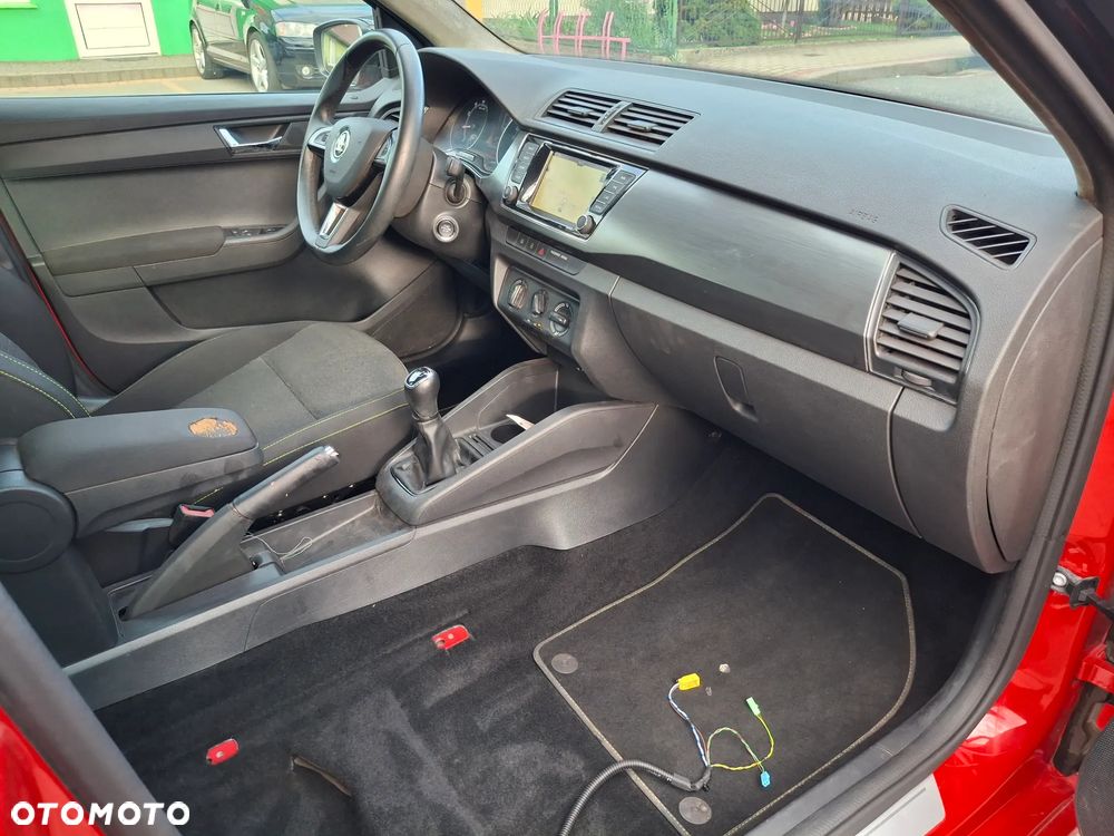 Skoda Fabia 1.0 TSI Style Color - 13