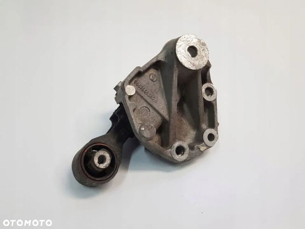 ŁAPA PODUSZKA SILNIKA PEUGEOT 407 1.6 9647646380 - 3