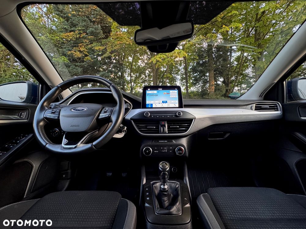 Ford Focus 1.0 EcoBoost Start-Stopp-System TITANIUM STYLE - 11