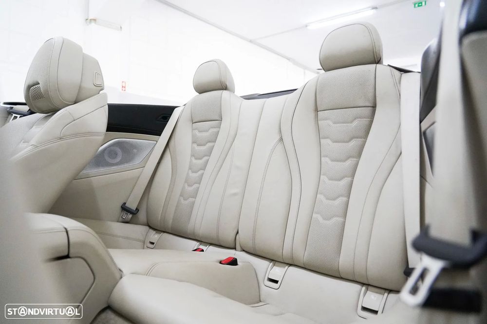 BMW M850i xDrive - 10