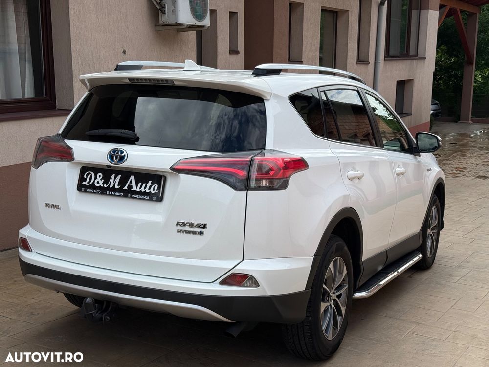Toyota RAV4 - 5