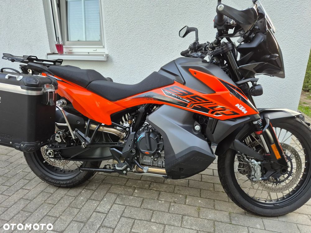 KTM Adventure 890 - 18