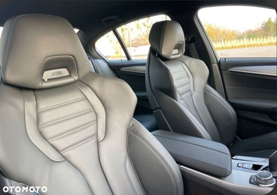 BMW Seria 5 520d xDrive - 6