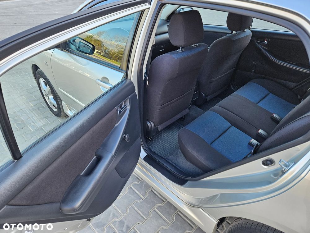 Toyota Corolla 1.4 VVT-i Terra Polaris - 12