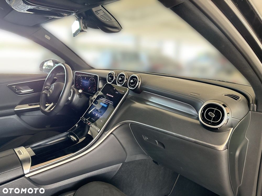 Mercedes-Benz GLC - 18