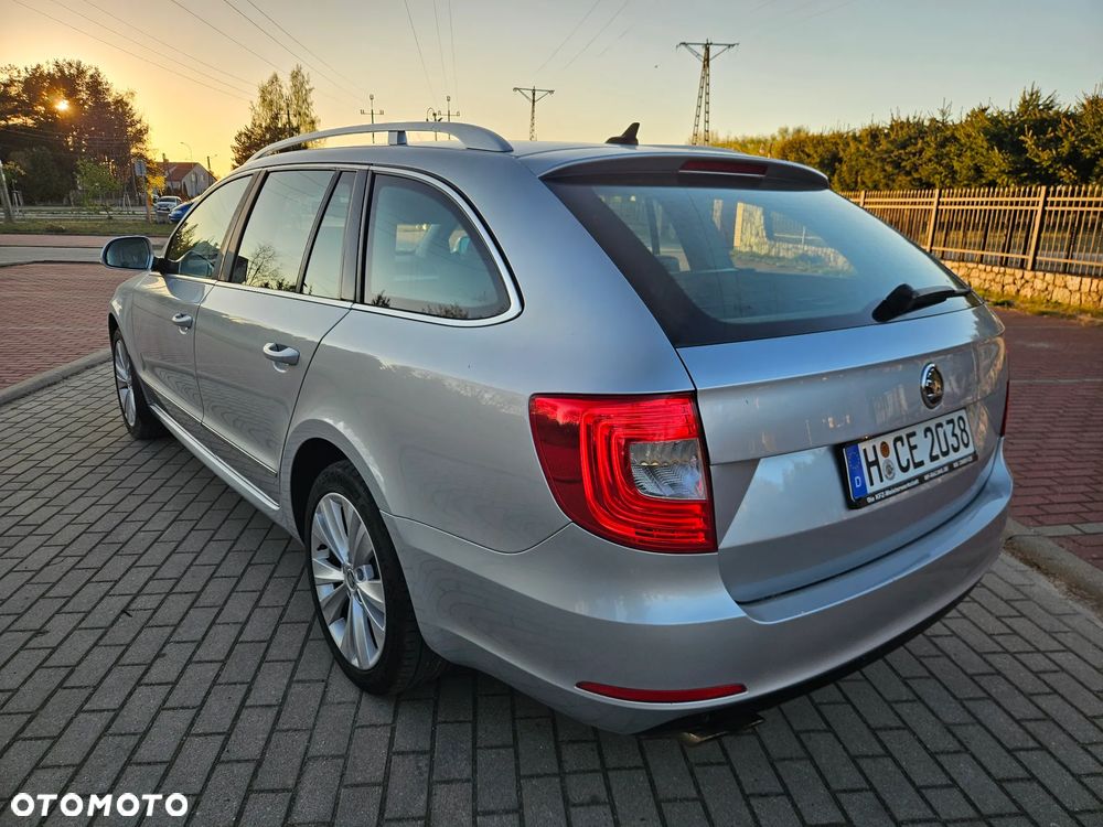 Skoda Superb 2.0 TDI Green tec 4x4 DSG Elegance - 5