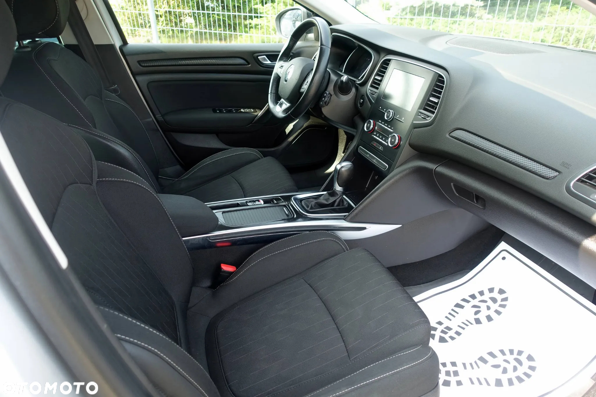 Renault Megane 1.3 TCe FAP Limited EDC - 11
