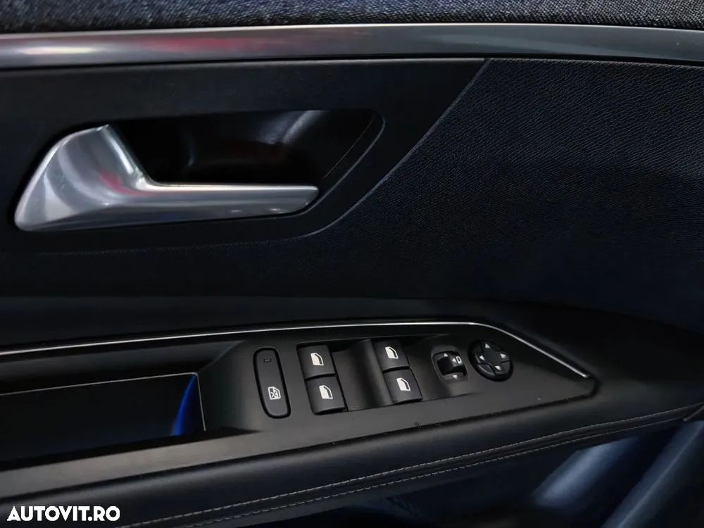 Peugeot 3008 PureTech 130 Stop & Start EAT6 Allure - 18