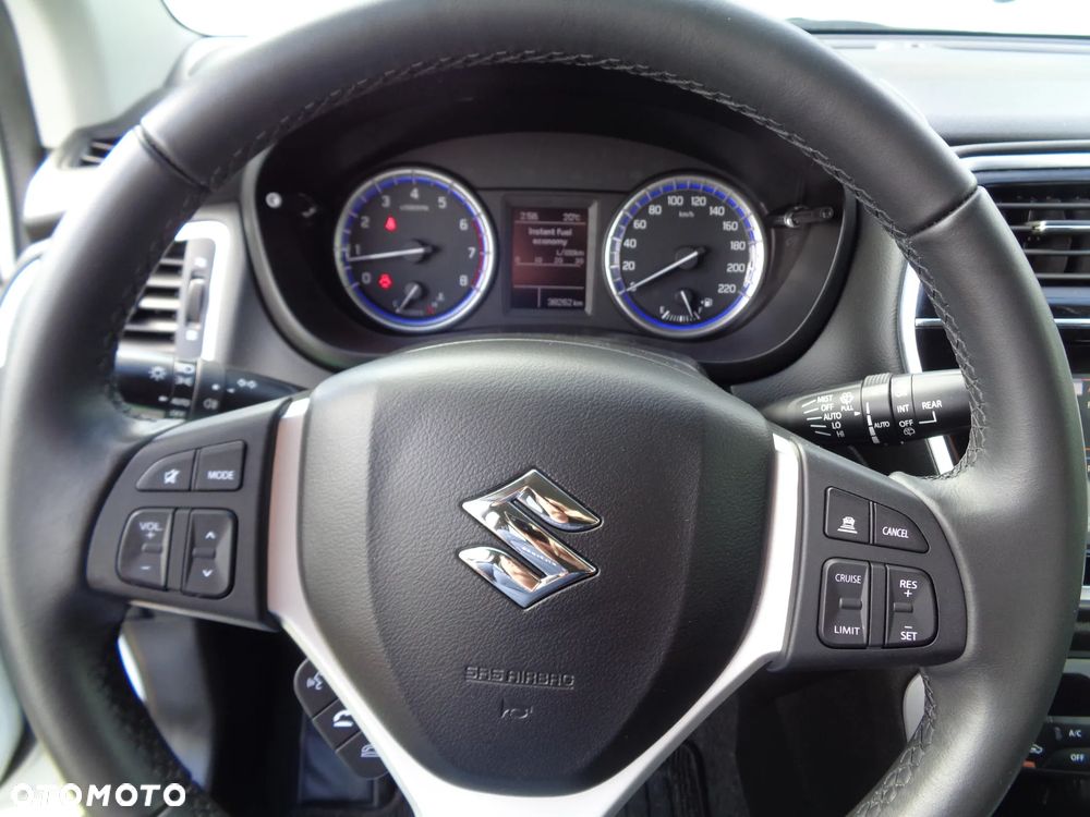 Suzuki S-Cross 1.4 BoosterJet Hybrid Comfort - 11