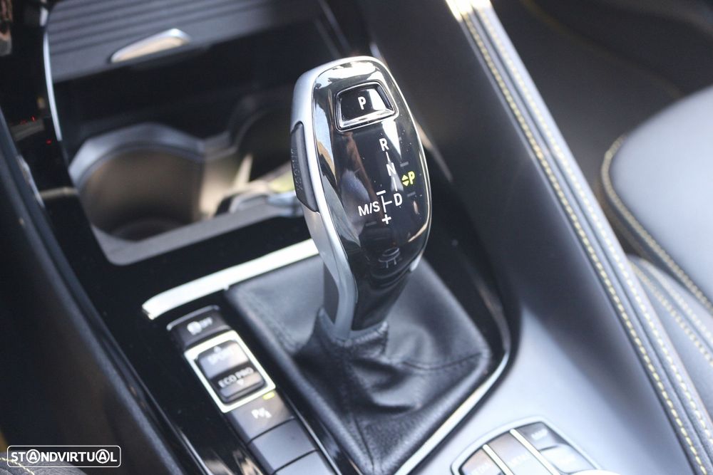 BMW X2 16 d sDrive Auto Pack 50 anos M - 40