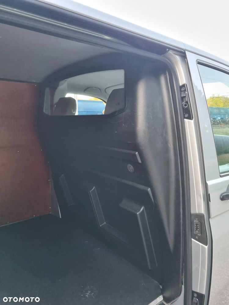 Volkswagen Transporter - 19