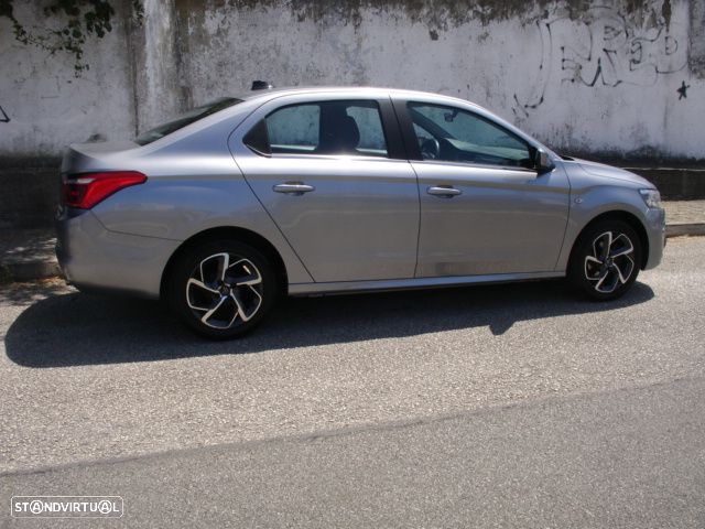 Citroën C-Elysée 1.2 PureTech Shine - 33