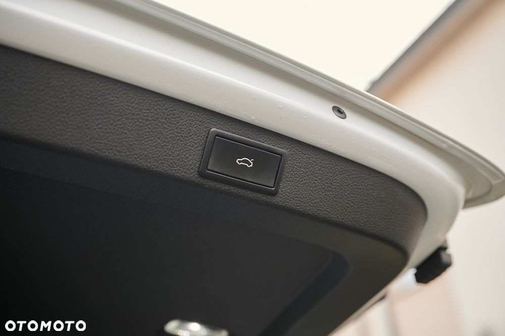 Skoda Superb 2.0 TDI DSG Sportline - 26