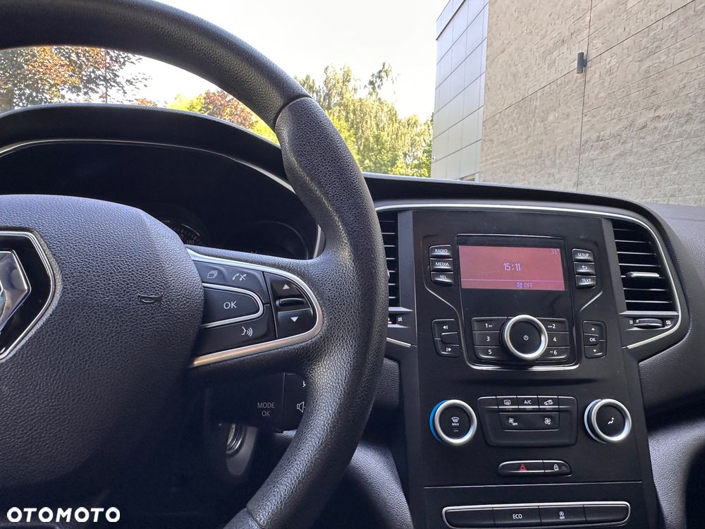 Renault Megane ENERGY TCe 100 LIFE - 18