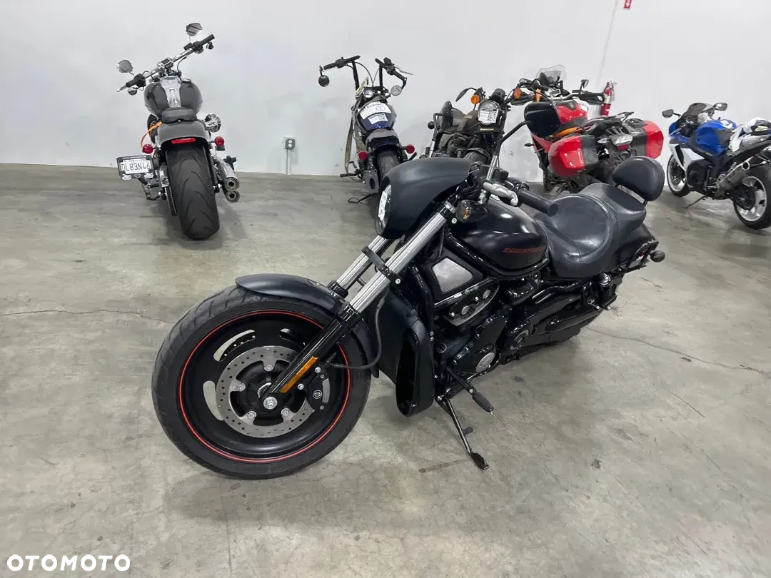 Harley-Davidson V-Rod Night Rod - 2