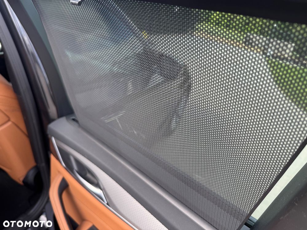 BMW Seria 5 520d M Sport Edition - 14