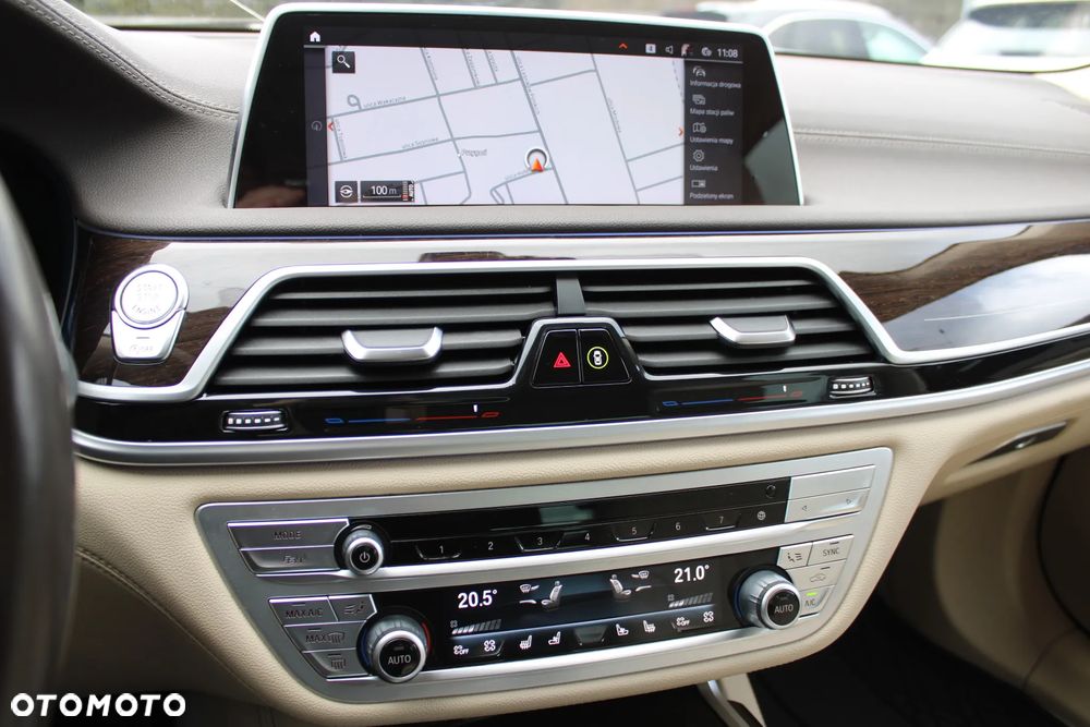BMW Seria 7 740d xDrive - 19