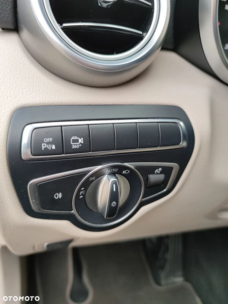 Mercedes-Benz GLC 300 4Matic 9G-TRONIC - 20