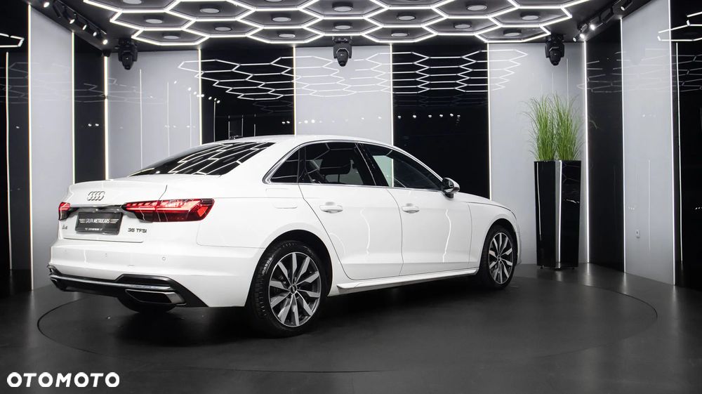 Audi A4 Limousine 35 TFSI mHEV S tronic - 8