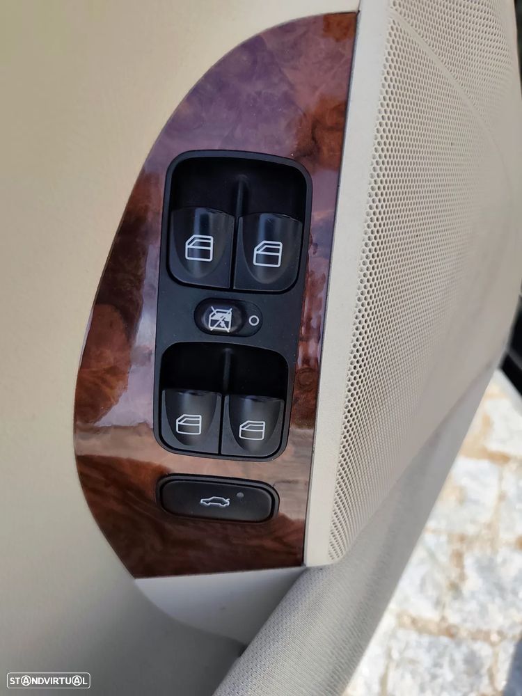 Mercedes-Benz CLK 200 K Avantgarde Aut. - 25