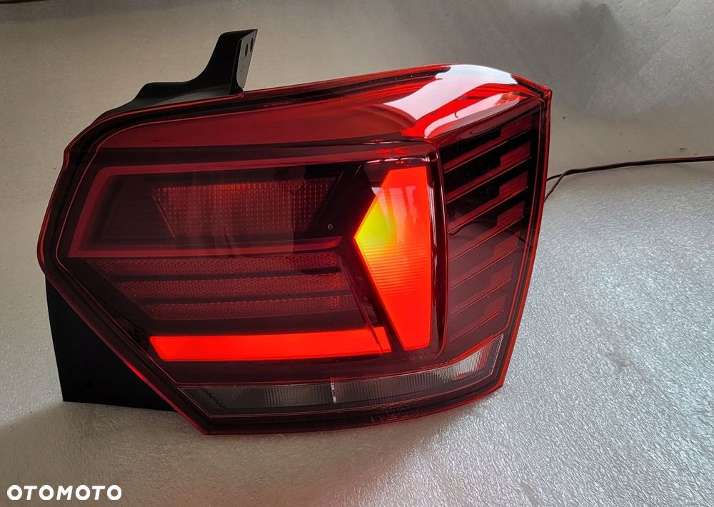 LAMPA PRAWA TYŁ LED VW POLO VI 2G0 2017- - 2