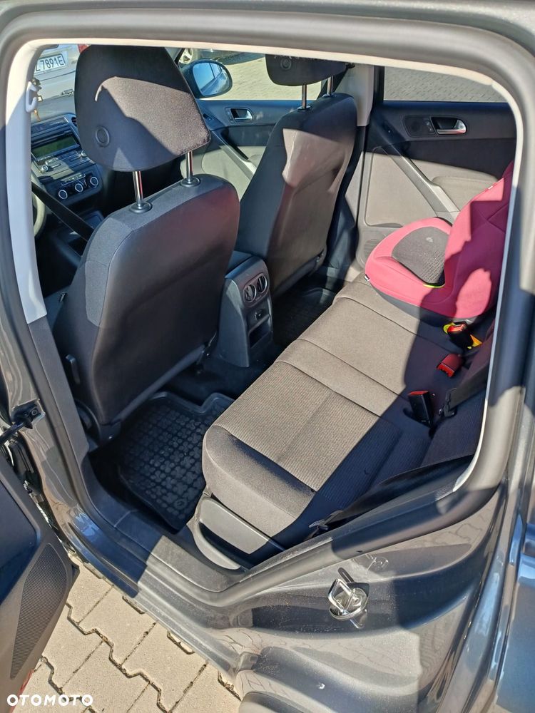 Volkswagen Tiguan - 8