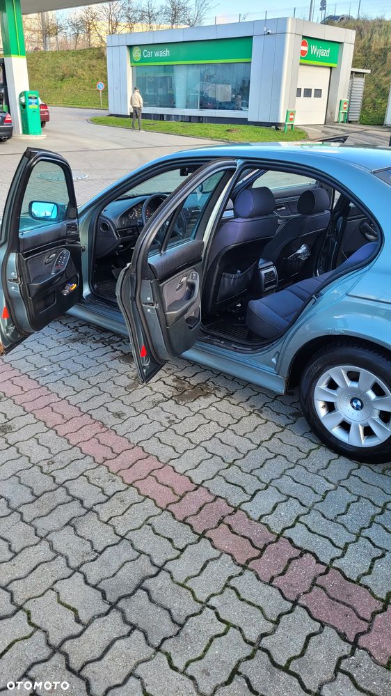 BMW Seria 5 - 11