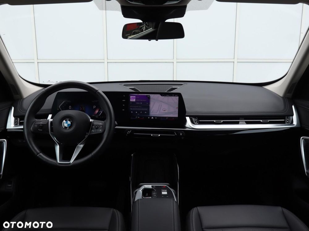 BMW X1 sDrive18i xLine - 6