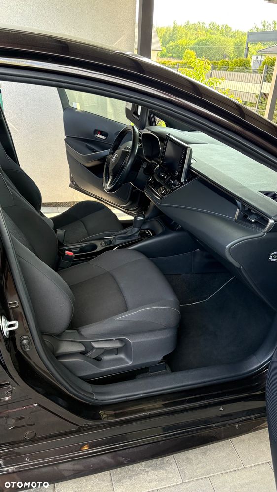 Toyota Corolla 1.8 Hybrid Comfort - 11