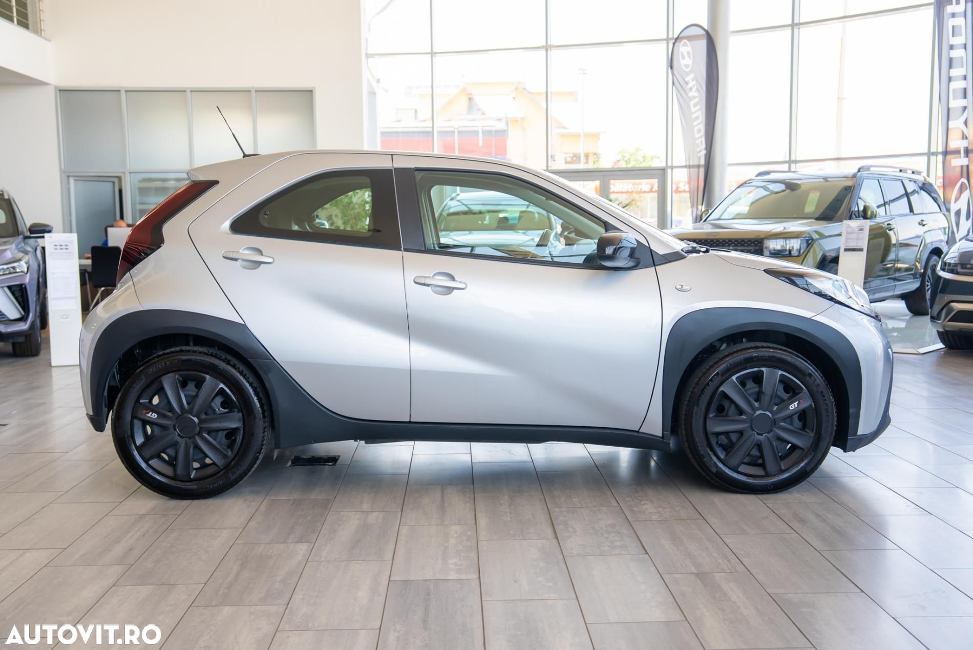 Toyota Aygo X 1.0l MT Active - 11