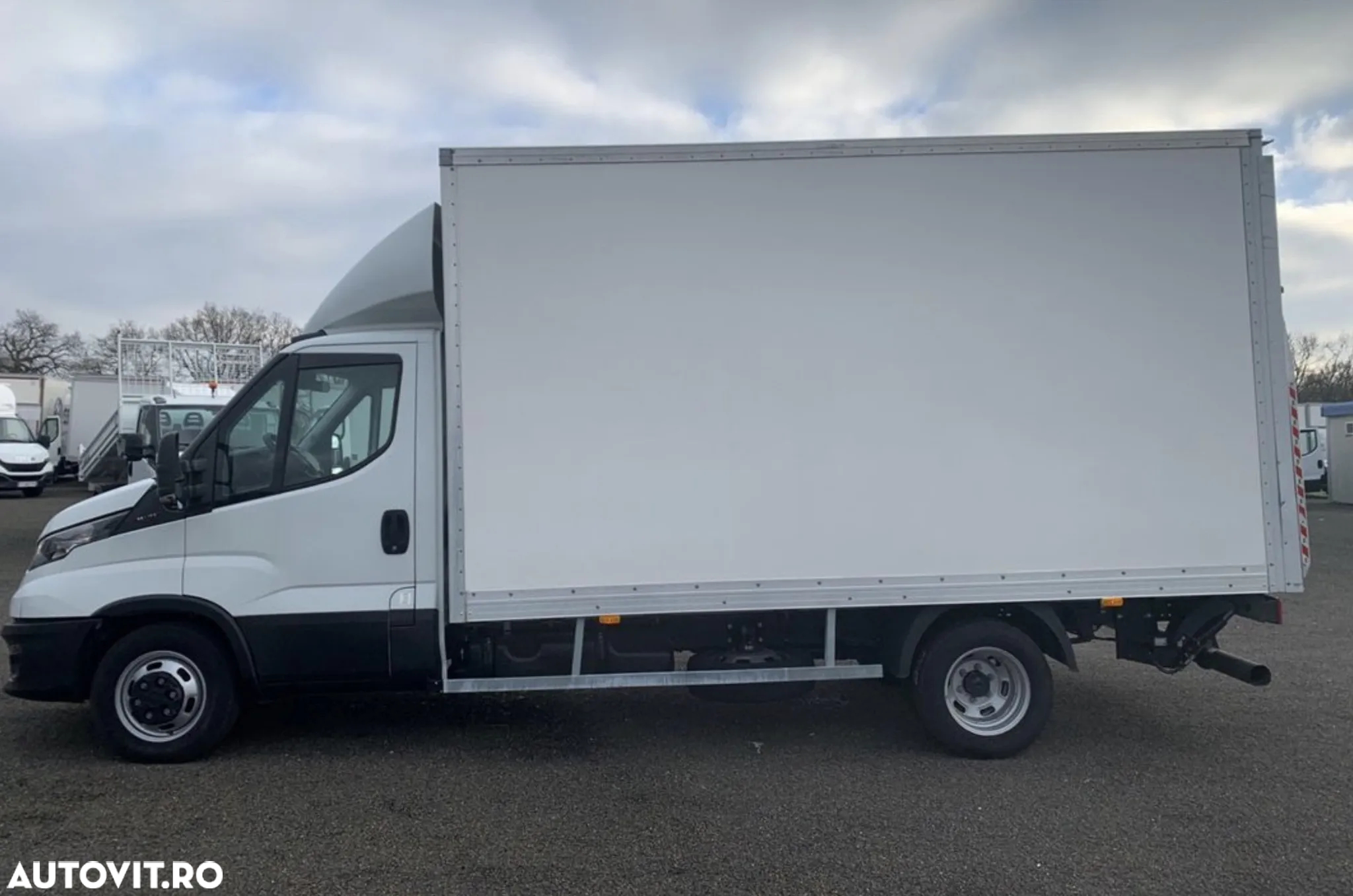 Iveco Daily 35C16 Box cu lift - import - motor 3.0 - 8