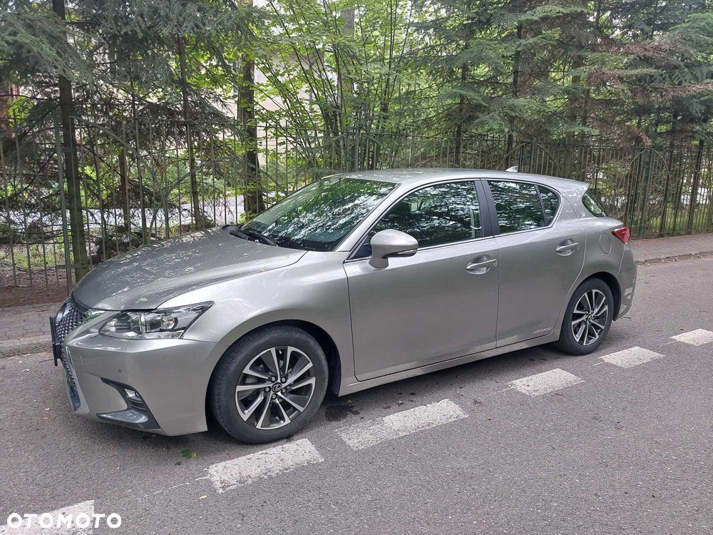 Lexus CT - 2