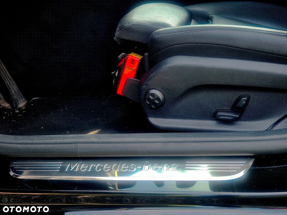 Mercedes-Benz Klasa E - 14